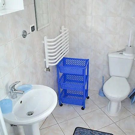 Jastrzab Homestay szállás *